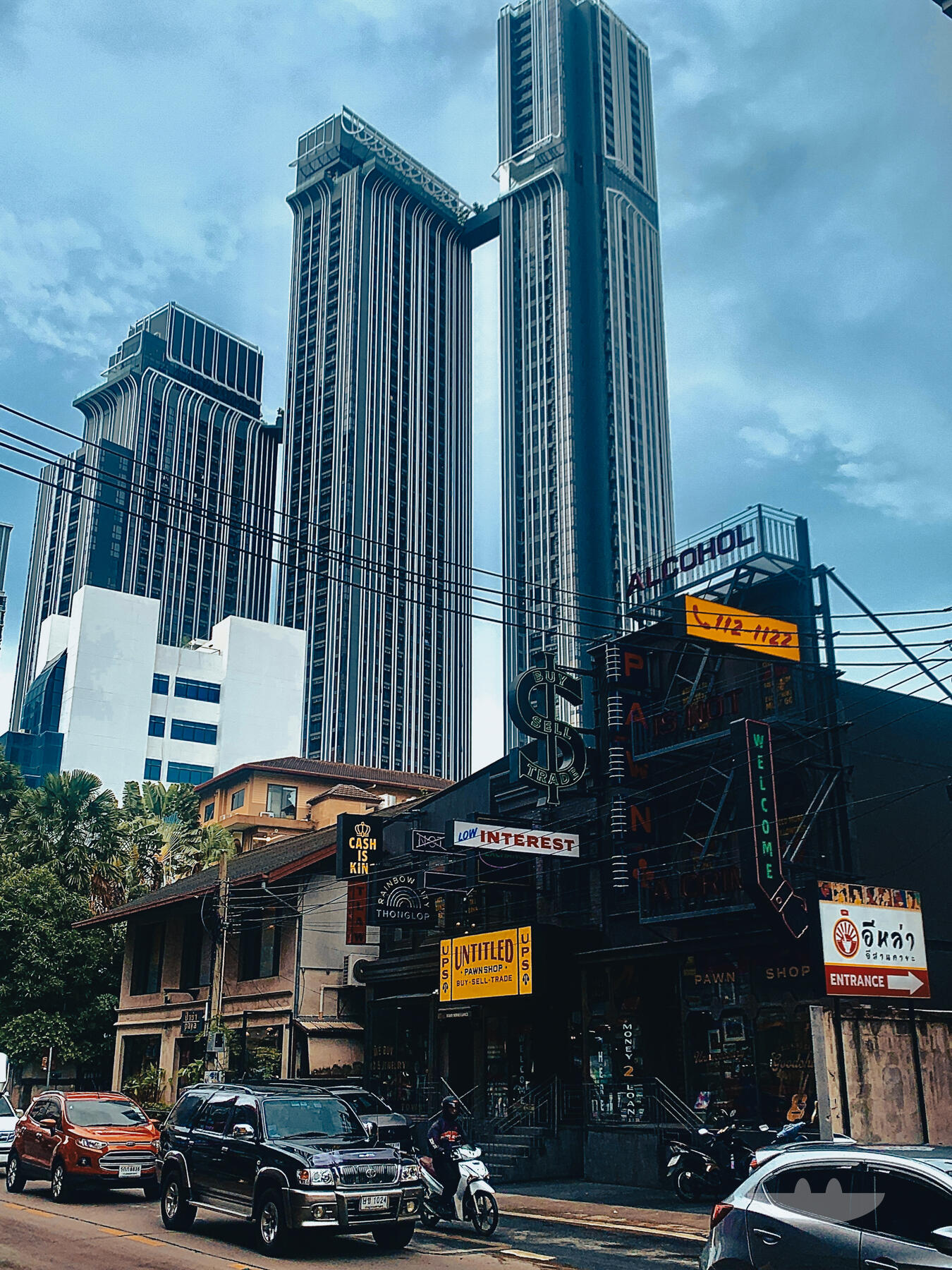 Tarn Thong kanom tuay